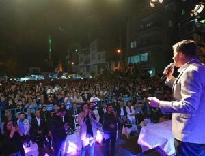 Lider Zeyrek Alaşehir Uluderbent’te Kiraz Şenliği Coşkusuna Ortak Oldu