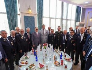 Manisa Protokolü Bayramlaştı