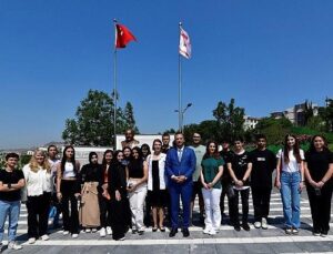 Ömer Eşki öğrencilere Kıbrıs’ı anlattı