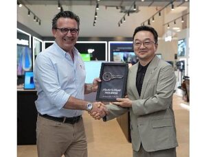 Samsung, MediaMarkt’ın teknoloji tecrübe mağazası Tech Arena’da butik mağaza açtı