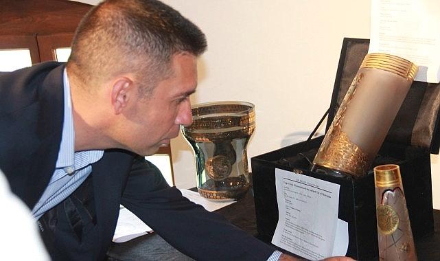 Seferihisarlı sanatkarlardan Efes Selçuk’ta ”Cam’da Antik Ege” standı