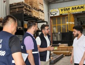 Selçuklu’da Sanayi Esnafı Atık İdaresi Konusunda Bilgilendiriliyor