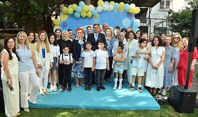 Tohum Otizm Vakfı Eğitim Kurumları’ndan His Dolu Yıl Sonu Gösterisi