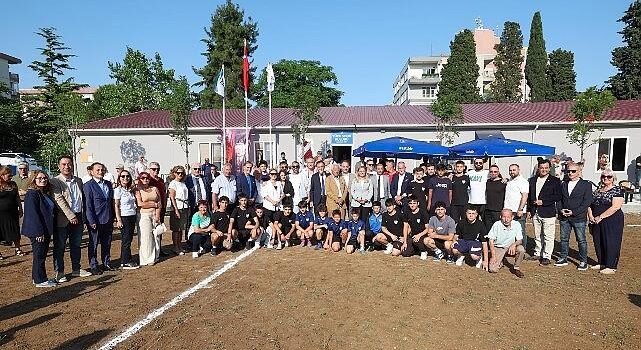 Türk Futboluna Yıldızlar Yetiştiren Aziz Spor’un Tesisi Yenilendi
