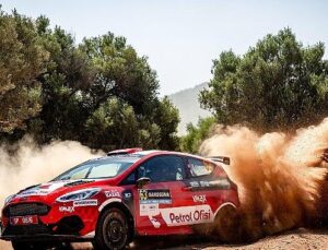 Türkiye’nin en genç ralli şampiyonu Kerem Kazaz, Dünya Ralli Şampiyonası’nın WRC3 kategorisinde 4.’lüğe yükseldi