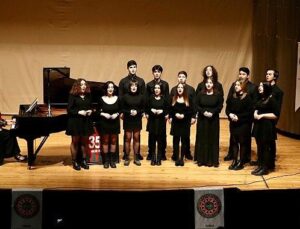 Ünlü piyanist Gülsin Onay, 20 Haziran’da Karşıyaka’da!