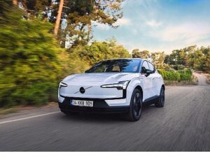 Volvo’nun En Kompakt ve Büsbütün Elektrikli SUV’u EX30 Türkiye Yollarında