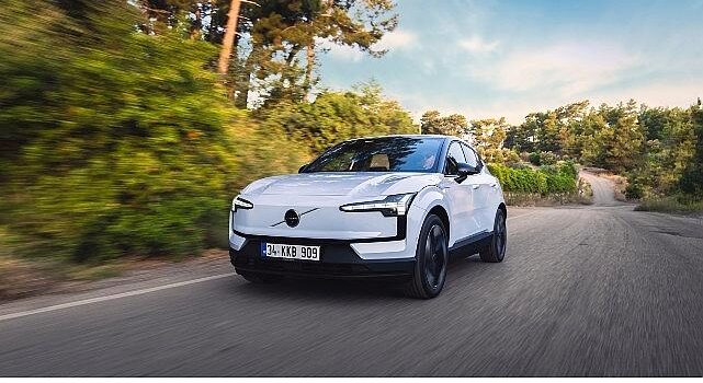 Volvo’nun En Kompakt ve Büsbütün Elektrikli SUV’u EX30 Türkiye Yollarında