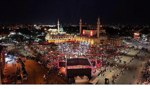 15 Temmuz’un 9. Yılında Konyalılar Mevlana Meydanı’nda Buluştu