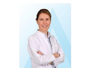 Çocuğunuzu “kusuyor” diye susuz bırakmayın!