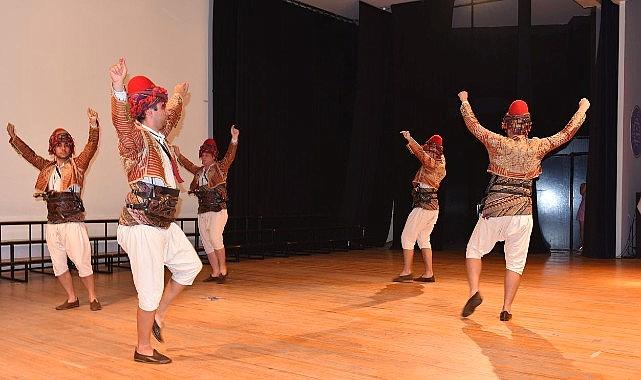 EÜ Eğitim Fakültesi mezunlarını uğurladı