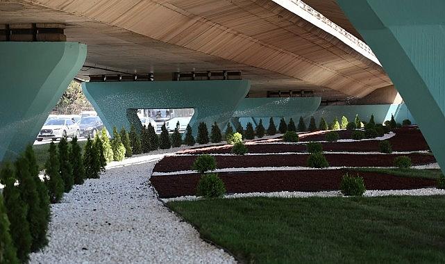 Gebze Topçular Köprülü Kavşağı’nda etraf düzenlemesi