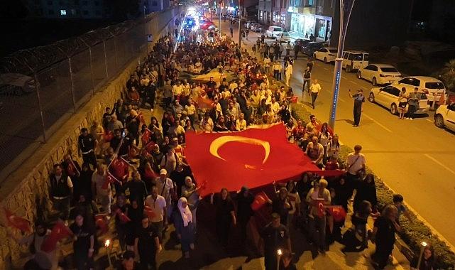 Gölcük, 15 Temmuz Destanı İçin Yeniden Dimdik Ayakta
