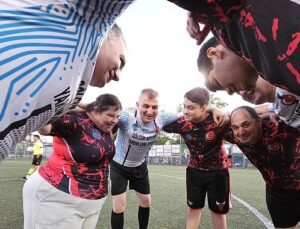 Gölcük Köyler Ortası Klâsik 6. Futbol Turnuvası Başladı