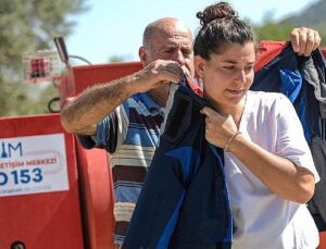 İzmirli baba ve kızı yangınlara karşı omuz omuza çaba ediyor
