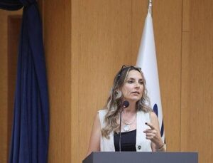 Karabağlar’da Bir Birinci: Akademi Yaz Programı Hayata Geçti