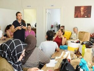 Karşıyaka’da ‘Kadın Gücü’ mahalle mahalle yayılıyor