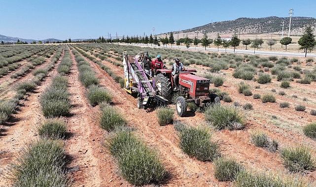 Lider Altay: “Her Vakit Üreten, Çalışan ve Bu Ülkeye Katkı Sağlayan Üreticimizin Yanında Olacağız”