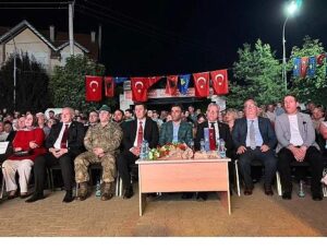 Mamuşa Domates Şenliği coşkuyla kutlandı