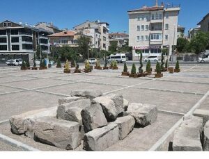 Nevşehir Emek Apadanası: Pers Mimarisine İlişkin Bir Yapı Örneği