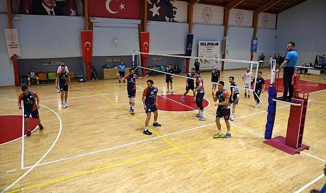 Osmangazi Belediyespor Voleybol Kadrosu 1. Lige yükseldi