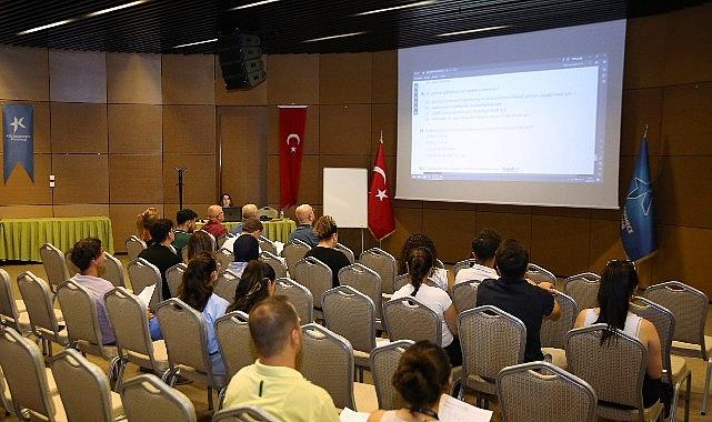 Uzmanlar Uyardı: “Cilt Kanserine Karşı Kesinlikle Kollayıcı Ekipmanlar ve Güneş Esirgeyici Kullanılmalı”