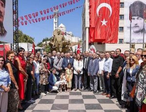 30 Ağustos Zafer Bayramı Kutlamaları Çelenk Sunumu ile Başladı