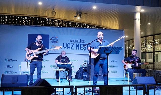 Bu konser Kocaelilileri mest etti