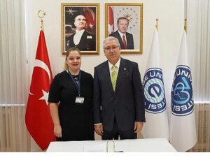 Bu proje ile halofilik mikroalgler üzerinden yeni terapötik yaklaşımlar araştırılacak