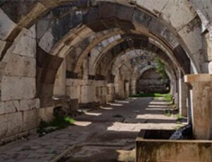 Büyükşehir’den Smyrna Antik Kenti’ne “tarihi destek”