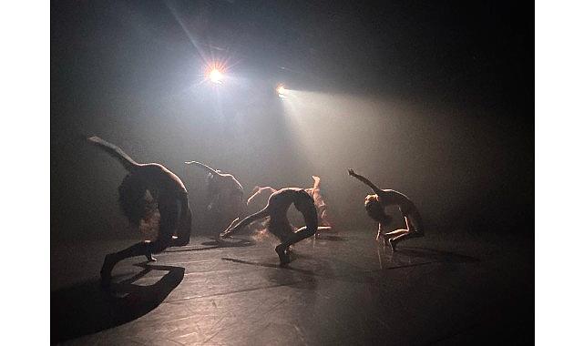 Çağdaş Dans Sanatkarı, Koreograf ve Eğitmen Doç. Aslı Öztürk’ten “Kız Doğdu/ III 7. İstanbul Fringe Şenlik Sahnesindem