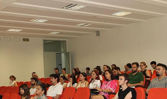 EÜ–GEE’de “Baskı Tabanlı İnce Sinema Organik-Perovskit Güneş Pilleri” Semineri