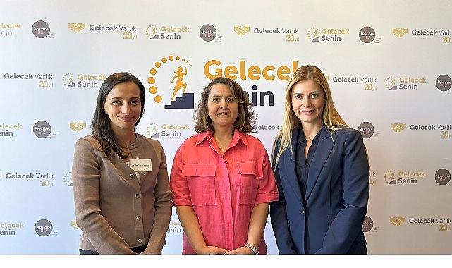 Gelecek Varlık, 20. yılında 20 bayanın hayatına dokunuyor