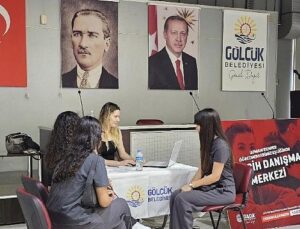 Gölcük Belediyesi Üniversite Tercih Merkezi Gençlerin Yanında