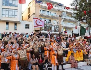 Halk Dansları Şenliği’nden coşku dolu açılış