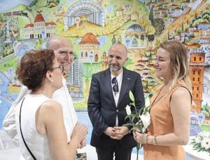 İzmir Fuarı’nda Konak standına ağır ilgi