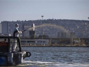 İzmir Körfezi için modifiye kil uygulaması devrede