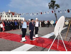 Kadıköy Sokaklarında Zafer Bayramı Coşkusu