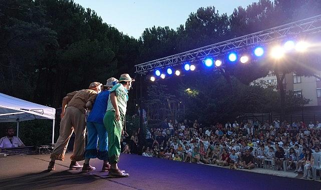 Kadıköy’de “Mahallemde Çocuk Tiyatrosu” başladı