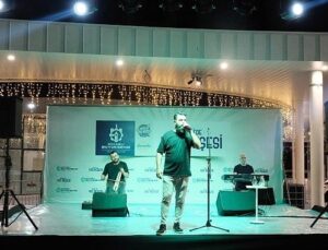 Karadeniz rüzgârı Ulusal İrade Meydanı’nda esti