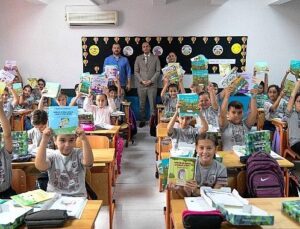 Kırtasiye takviyesi Bornova Belediyesi’nden hayaller çocuklarımızdan!