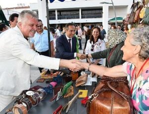 Lüleburgaz Belediyesi’nin ‘Üreten Bayan Meydanı’ açıldı