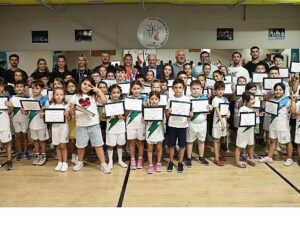 Nilüfer’de “Tam Gün Spor Etkinlikleri” renkli şovlarla sona erdi