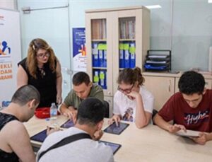 Nöroçeşitli gençlere istihdam köprüsü: İŞ İN