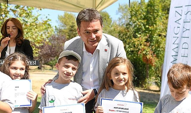 Osmangazi’de 8 bin 24 çocuk yüzme keyfi yaşadı