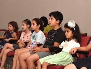 Osmangazi’de çocuklar mektup yazma alışkanlığı kazandı