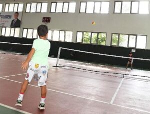 Osmangazi’de minik raketlerin turnuva heyecanı