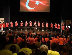 Özel Gençler Yaz Okulunu Coşkulu Formda Tamamladı