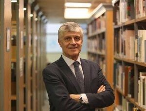 Prof. Dr. Tayfun Uzbay: “Zayıflama maksadıyla, ister besin desteği ister öteki bir ilaç olsun, ezbere ilaç kullanılmaz!”