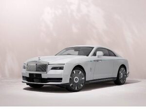 Rolls-Royce baharın zarafetini geleceğe taşıyor